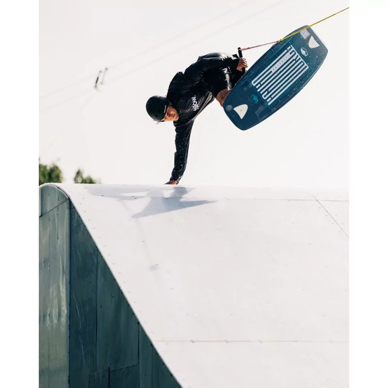 Liquid Force Illusion 2023