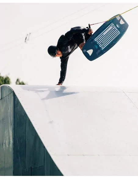 Liquid Force Illusion 2023