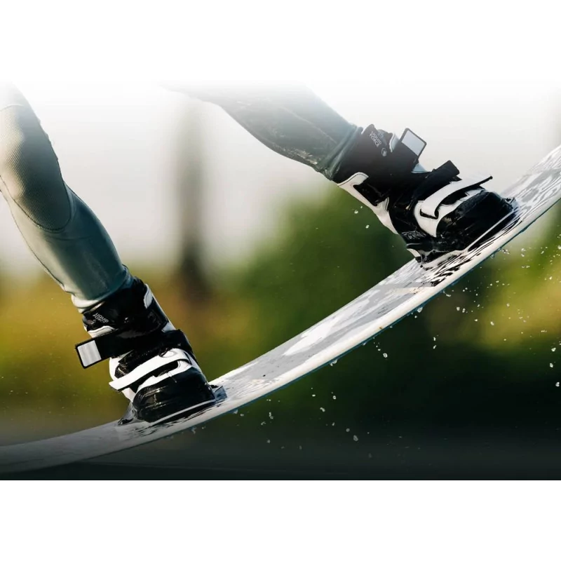 Chausses Liquid Force Hook 6X 2025