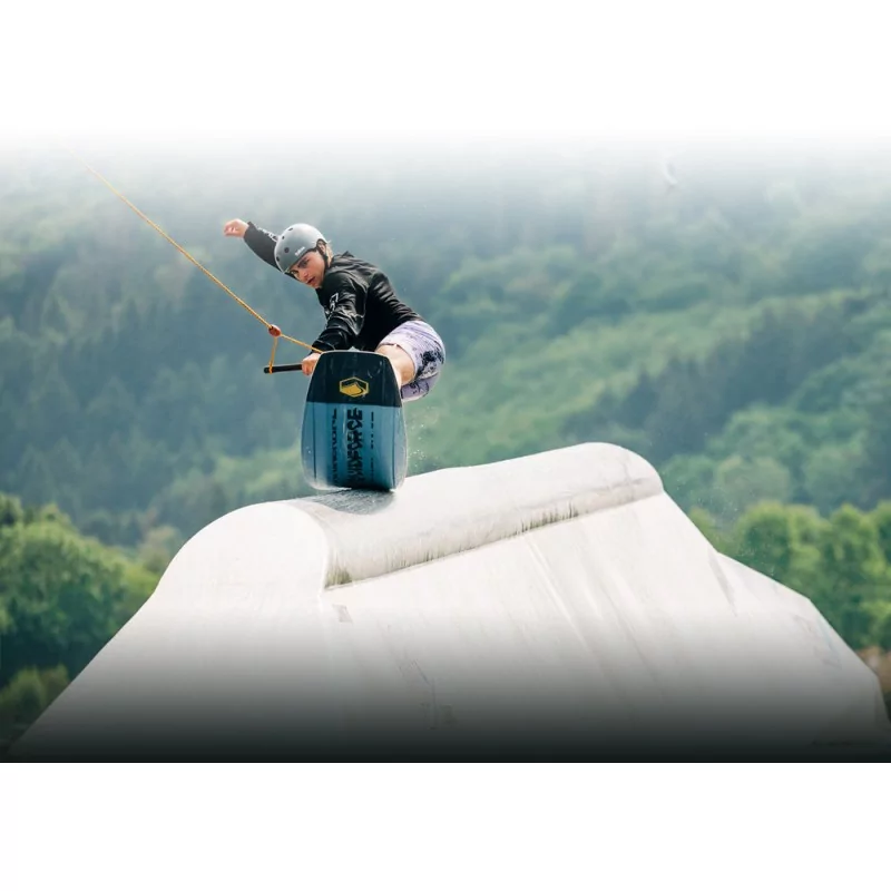 Wakeboard Liquid Force Apex 2024