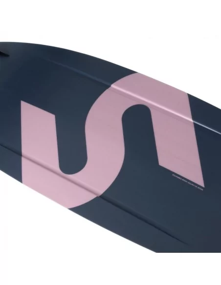 2025 Slingshot Contrast