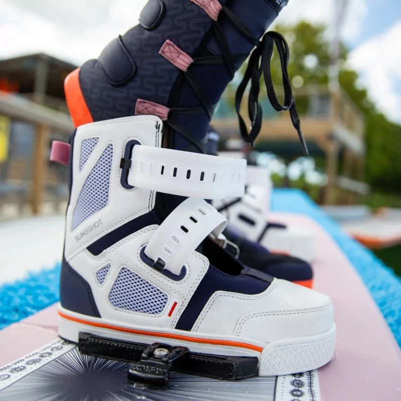 2026 Slingshot Chausses Jewel